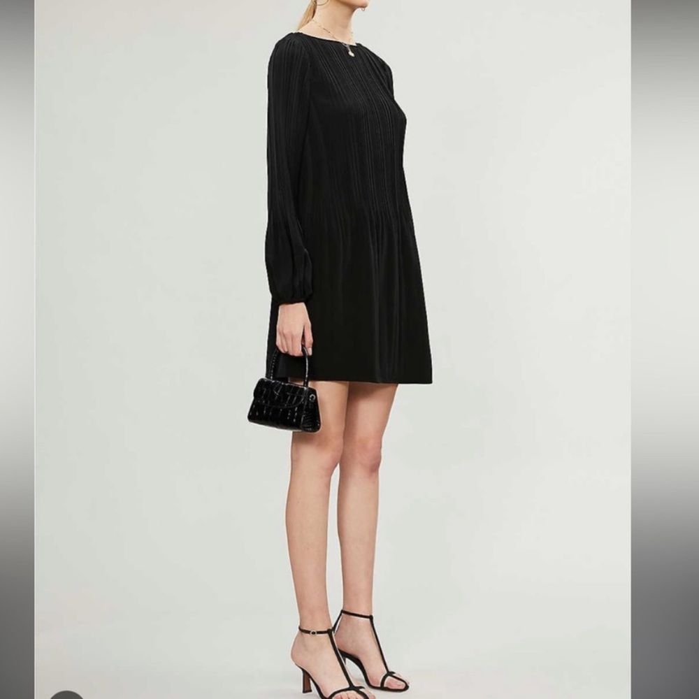 NWT Maje Pleated Dress 🤩